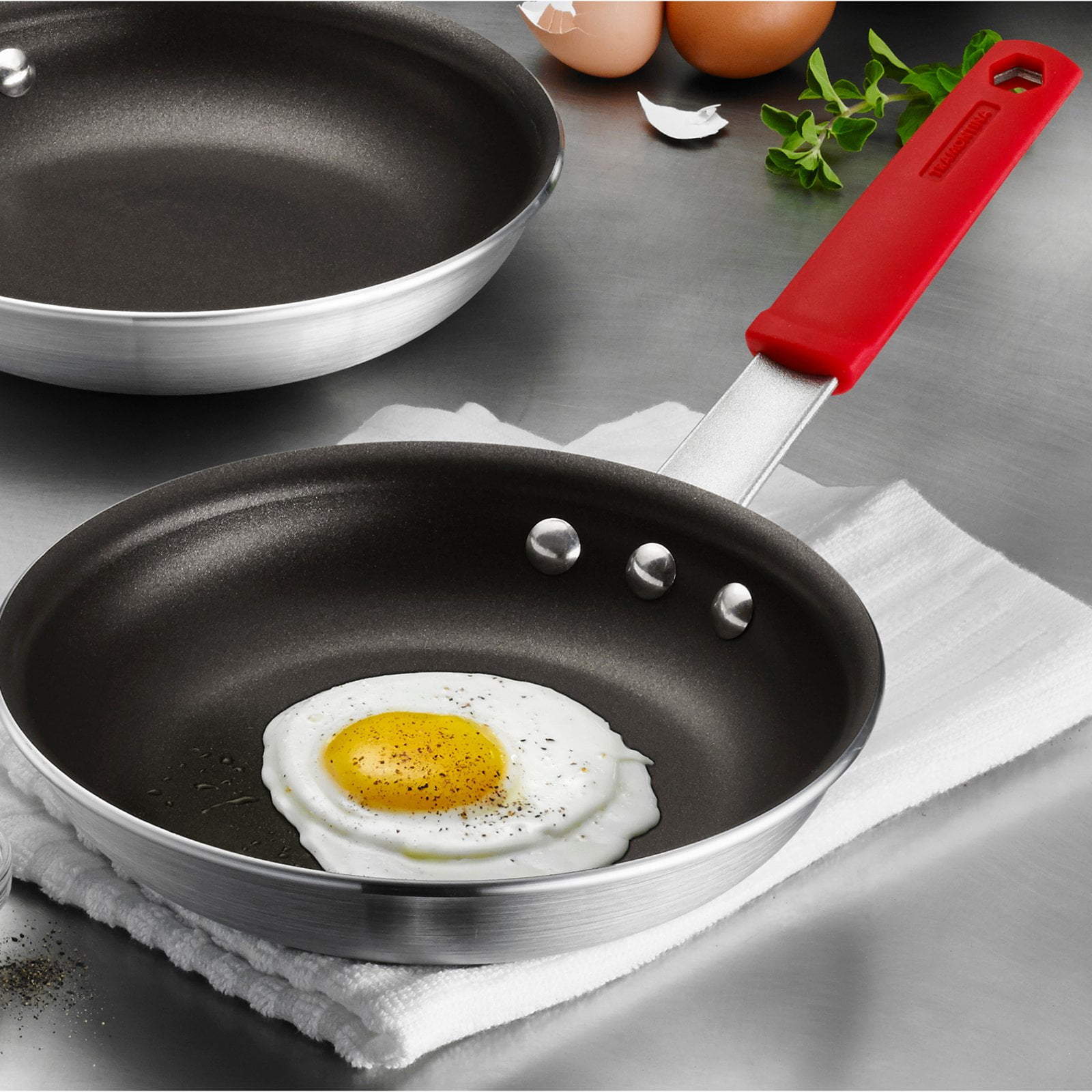 Tramontina Commercial 8" Non-Stick Restaurant Fry Pan - Image 10
