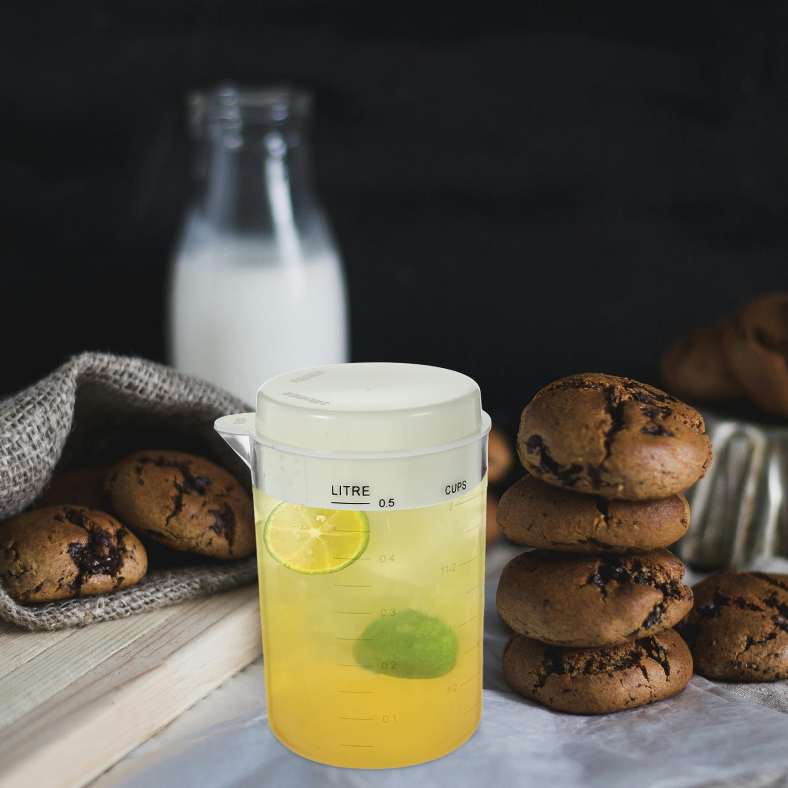 Clear Measuring Cup with Lid 1 Set Reusable Plastic Milk Measuring Cup Power Measuring Cup - Image 2