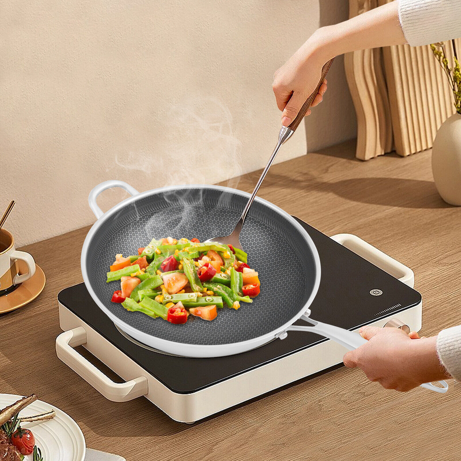 SUS316 Stainless Steel Honeycomb Wok - 14.2" Non-Stick Frying Pan with Tempered Glass Lid, Silver/Black - Image 7