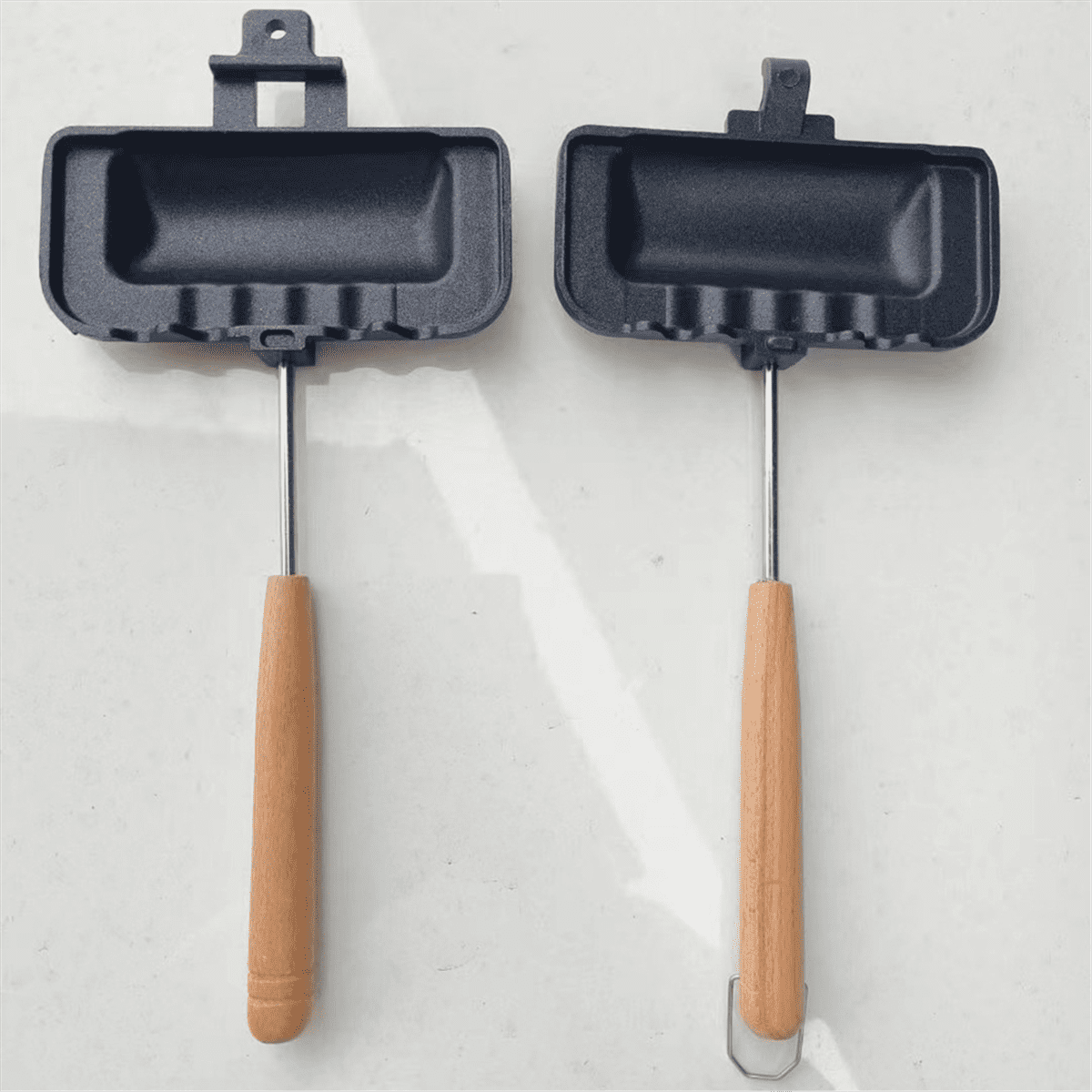 Double-Sided Sandwich Pan Non-Stick Foldable Grill Frying Pan for Breakfast Machine Pancake Maker Bread Toast,1 x Sandwich Baking Tray,Black - Image 8